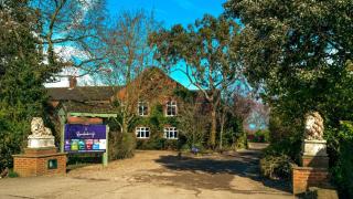 Brackenborough Hotel - Louth - 9