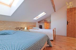 Belle maison en pierres avec piscine - - 6