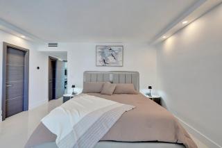 Luxury Oceanfront 3 Bedroom condo on the beach 16 Floor - Hollywood - 6