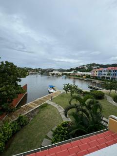 Waterfront Luxe Townhouse - Rodney Bay Village - 9