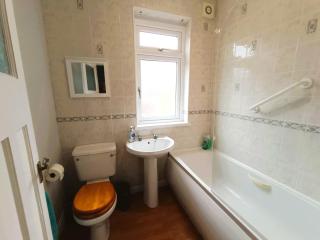 Convenient 2 bedroom House in Darlington - Darlington - 5