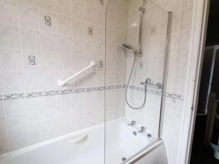 Convenient 2 bedroom House in Darlington - Darlington - 4