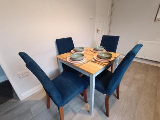 Convenient 2 bedroom House in Darlington - Darlington - 1