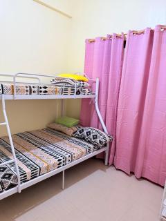 budget transient house near sm Lucena 6pax - Lucena - 3