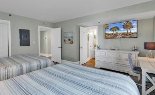 Newly Remodeled Ocean View 2 BR Condo! Sand Dunes1147 and 1148 - 1