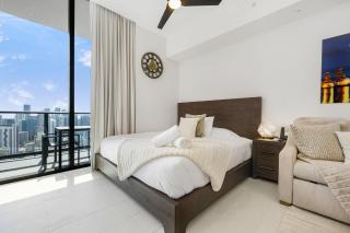 Exclusive Studio with City Views in Downtown Miami - 5