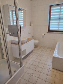 Gemütliche 100 qm Wohnung mit Balkon - Wernsdorf - 2