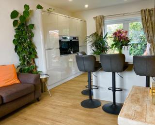 Elkstone House, Hot tub Luxury, Comfortable Home - 9