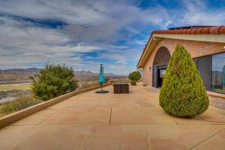 Views and Fire Pit Hilltop Retreat in Rio Rico! - Rio Rico - 8