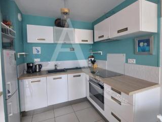 T2 avec terrasse, clim dans le salon, parking a quelques pas des plages - 3