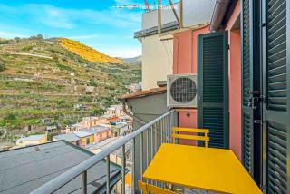 Yellow Lemon Tree, Terre Marine - Manarola - 1