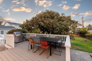 ENC-1035 - Charming Coastal Cottage - 4