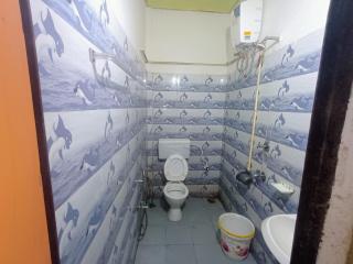 DC GUEST HOUSE, Ganeshguri - Guwahati - 4