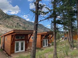 Bierstadt Cabin at Base Camp Lodging Company - 1