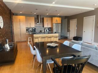 Boston North end Harbor View condo. FREE PARKING - 8