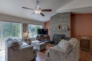 A re-styled single story, 3-bedroom, 2-bath ranch style cabin at Silver Lake - 4