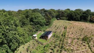 Oskar's Shepherd's Hut at Snug Hollow - Raithby - 0