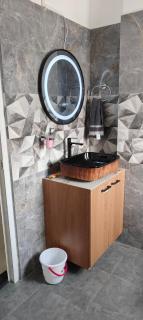 Thikona Homestay 1 - Guwahati - 5
