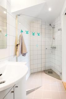 Modern house with high standard - Close to city & the beach - - 5