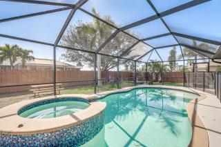 Private Pool and Fire Pit Family Gem in Cape Coral - North Fort Myers - 0