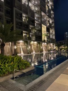 Gotstyle condos 43rd - 7