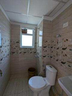Cozy 2BHK, 10 mins from Airport and 20 mins from Station - Varanasi - 4