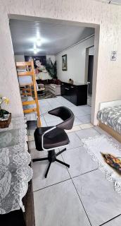 CASA TOP de 2 quartos em TORRES-RS - na mais bela praia Gaúcha - Cozinha - Banheiro - Ar-condicionado split em cada quarto- Smart TV 32' - Wi-Fi- Estacionamento - Anfitriã Superhost no BnB - 6