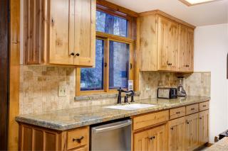 Big Pine Lodge - 6