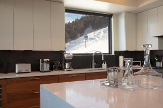 Town Hill Penthouse - 4
