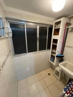 Apartamento amplo na Praia de Pitangueiras - Guarujá - 1