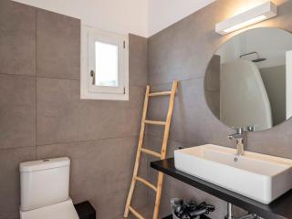 Chanos Luxury Suites Paros - Aliki - 9