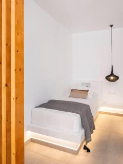 Chanos Luxury Suites Paros - Aliki - 5