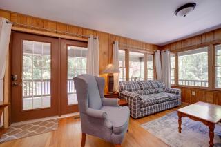 Dog-Friendly Cottage with Deck in National Forest! - Bryson City - 7