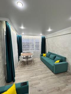 Двухкомнатная квартира в центре Сейфуллина 22 - 8