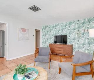 Downtown Sarasota 2BR Cottage Near Siesta Lido Key - Sarasota - 1