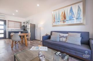 Stylish Condo with Pools Gym Sunset Bay Views - 7