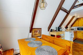 Upper A-Frame Escape - 2