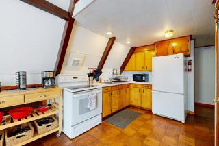 Upper A-Frame Escape - 1