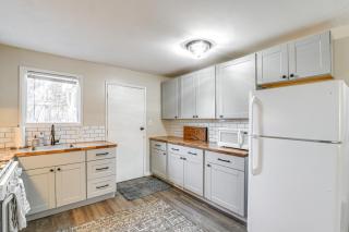 Close to Downtown & Parks: Modern Anchorage Home - 3