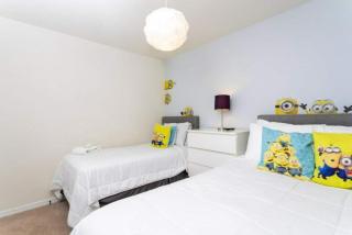 4572 Perfect home for your family close to all parks - 8