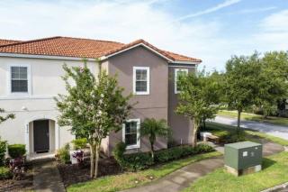 4572 Perfect home for your family close to all parks - 4