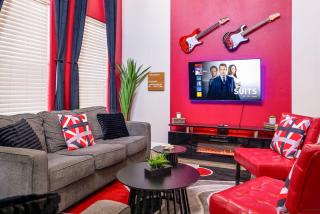 Upstay - 2-Home Complex in Govalle for 18ppl - Austin - 1