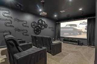 OM205S Homestead Hideaway - 0