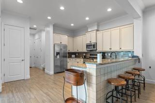 OM205S Homestead Hideaway - 5