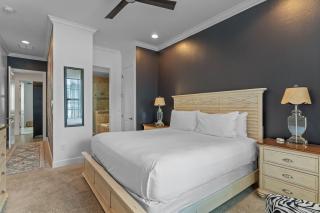 OM205S Homestead Hideaway - 2