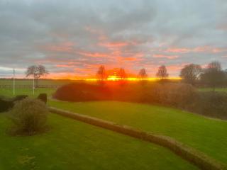 North Farm fits 1-6 people - Sawston - 4