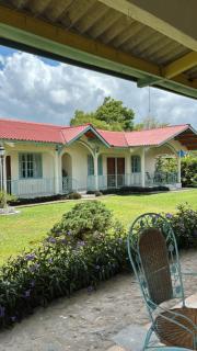La Maison d' Ivonne - Antón - 6