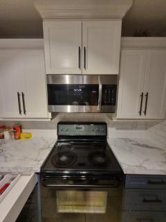 Budget Room Near White Rock Beach - 5 Min Drive - Surrey - 9