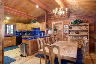 Cedar Chalet - Wawona - 7