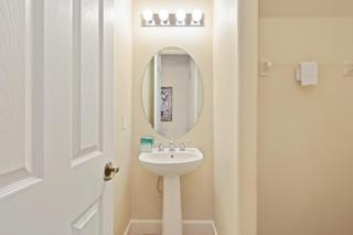 Private Pool Free Water Park Near Disney - 1